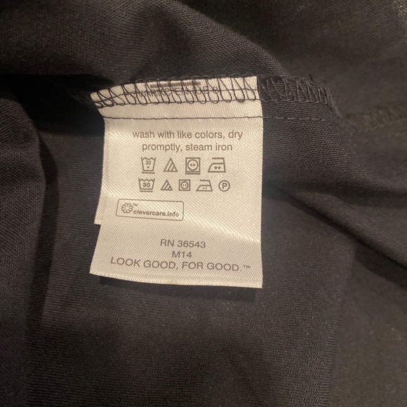 Unlisted a Kenneth Cole Production button down SIZE: 15 - 15 1/2, 32/33 - Picture 4 of 4